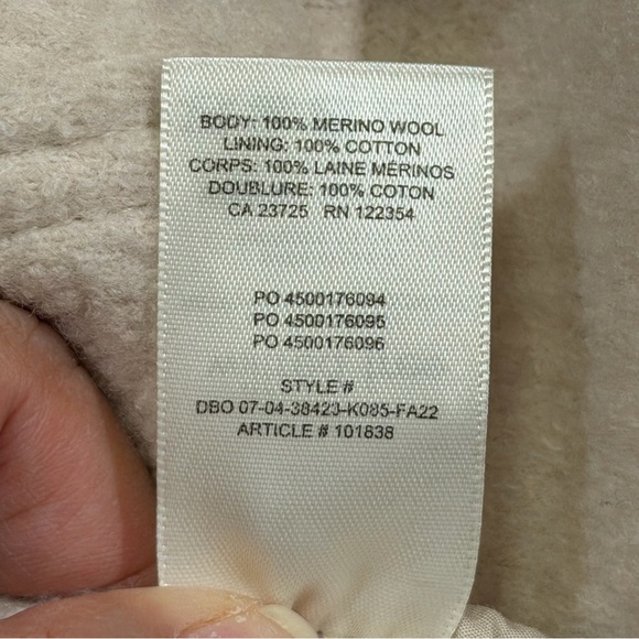 Wilfred Free Aritzia XXS Beige The Ganna Wool Cropped Jacket Button Pockets - Picture 5 of 6